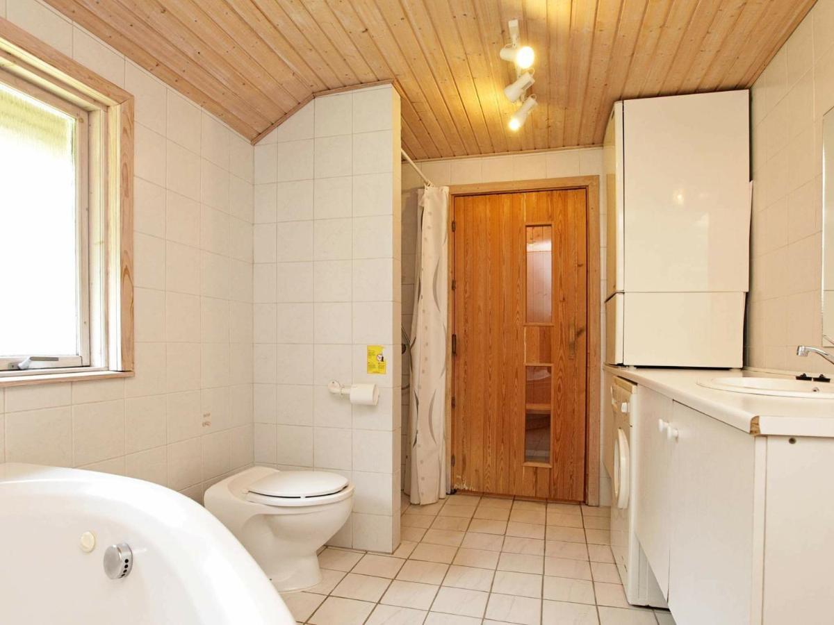 10 Person Holiday Home In Dannemare Exterior foto